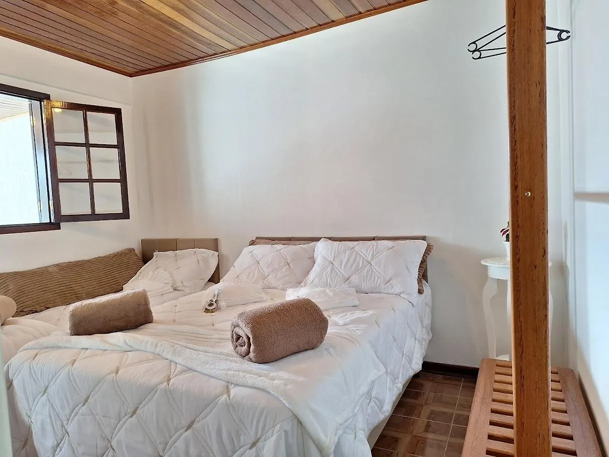 Casa Moderna - 2 Suites Proxima Ao Portal Campos do Jordão Brazília