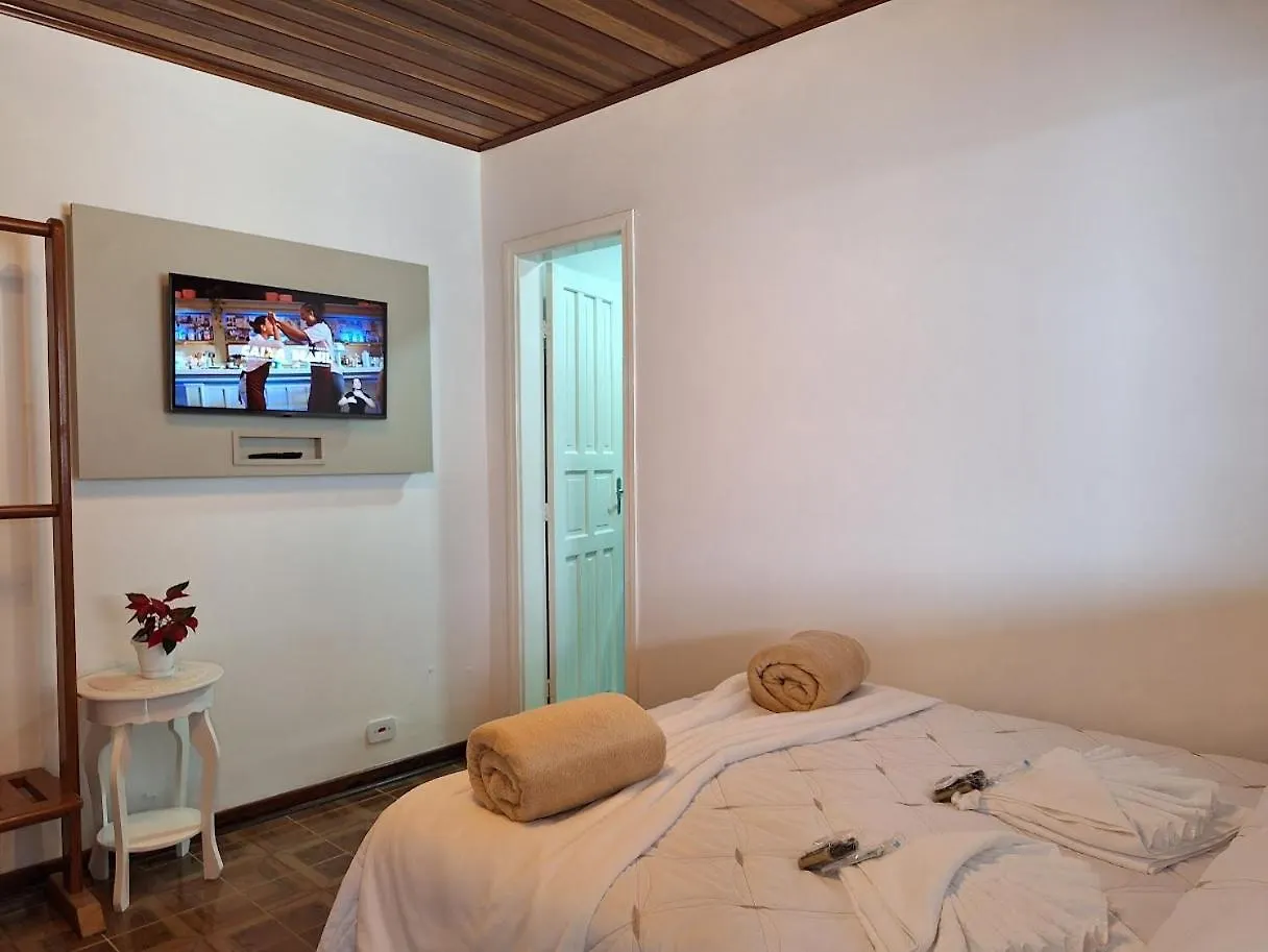 Nyaraló Casa Moderna - 2 Suites Proxima Ao Portal Campos do Jordão